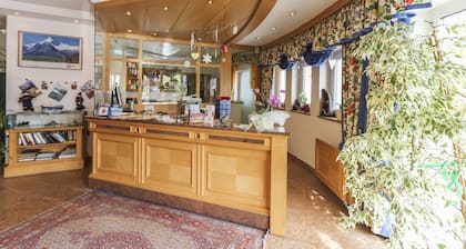 Alpenhotel Tauernstüberl