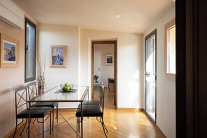 Panoramic Penthouse (Pitti) | Living area | LCD TV - Relais Piazza Signoria (Florence)