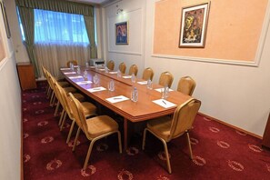 สถานที่จัดงานประชุม