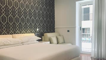 Panorama-Zimmer, 1 Queen-Bett und Schlafsofa | 1 Schlafzimmer, Zimmersafe, laptopgeeigneter Arbeitsplatz