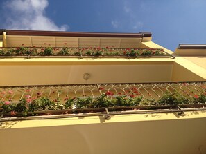 ห้องคลาสสิกสวีท | 2 ห้องนอน, ห้องพักตกแต่งอย่างมีเอกลักษณ์, โต๊ะทำงาน