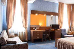 Minibar, in-room safe, desk, soundproofing
