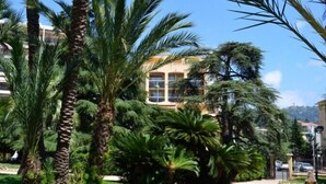 Unclassified image, 3 of 57, button - Residence Le Massena (Le Cannet)