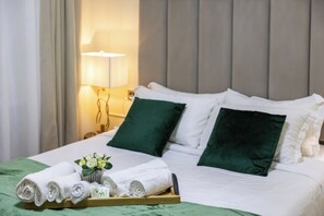 Minibar, safe på rommet, lydisolert og wi-fi (inkludert)