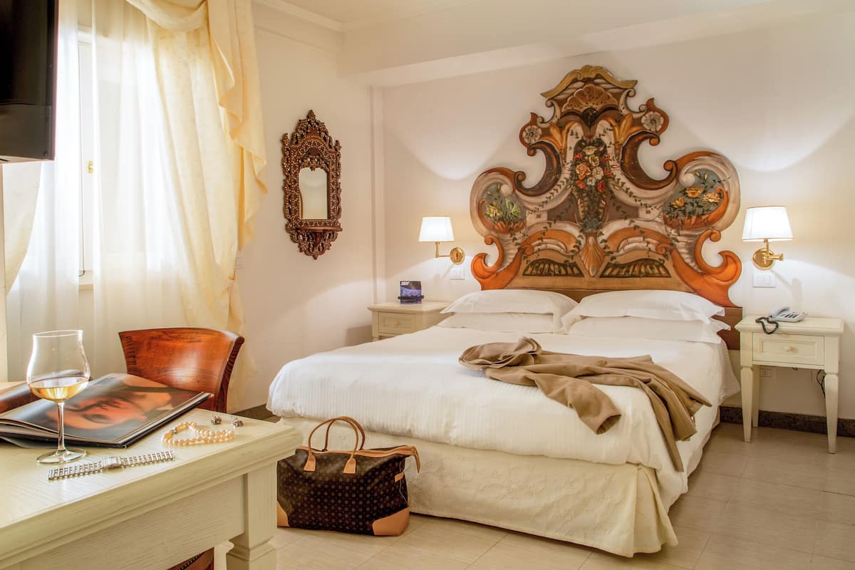 Deluxe Room, 2 Bedrooms | Premium bedding, in-room safe, desk, laptop workspace