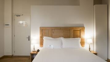 Literie de qualité supérieure, couette en duvet d'oie, minibar