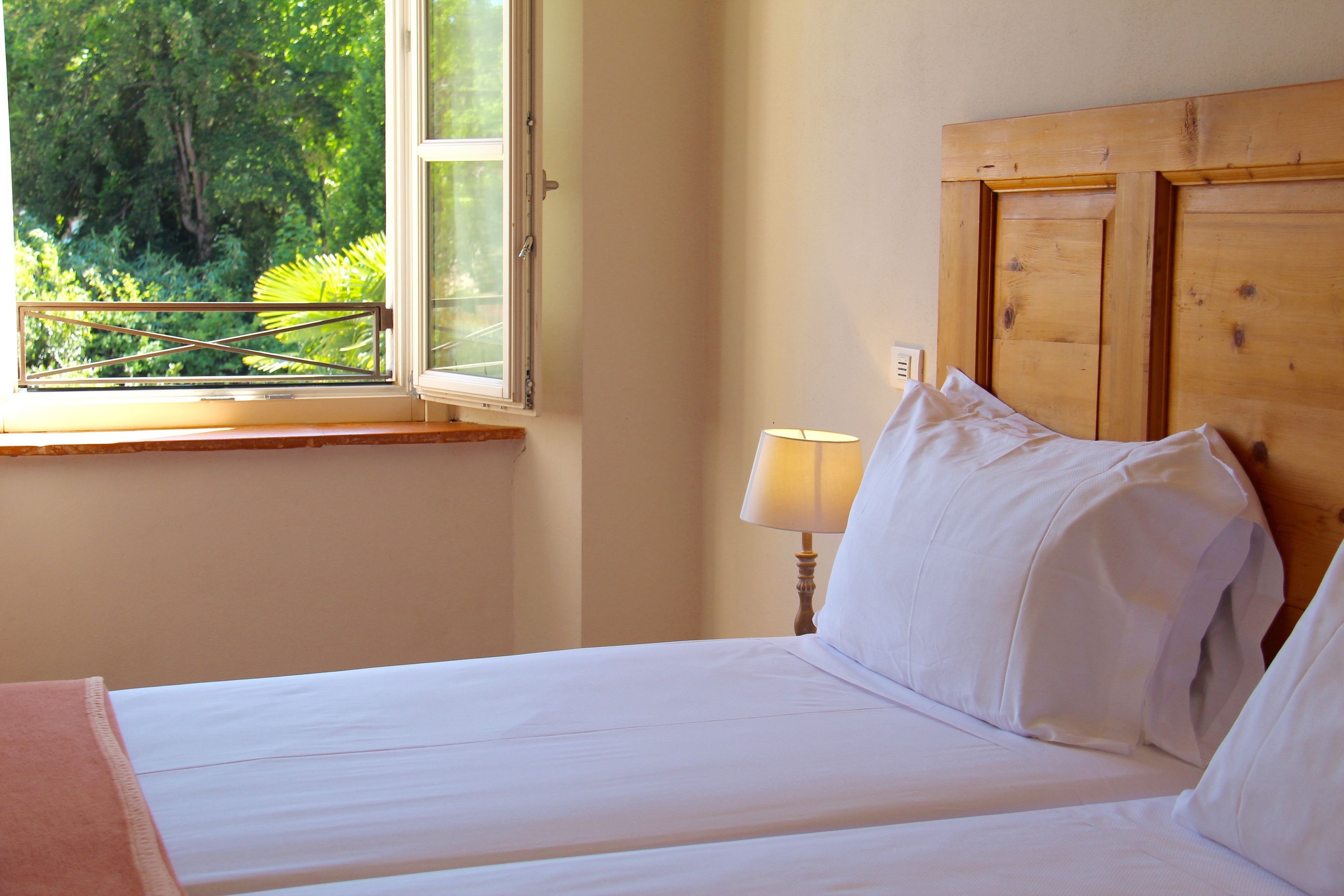 deluxe double or twin room | premium bedding, down duvets, minibar, in-room safe