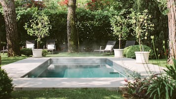 Idromassaggio all'aperto