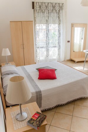 Desk, free WiFi - Ore Liete Bed & Breakfast (Martano)