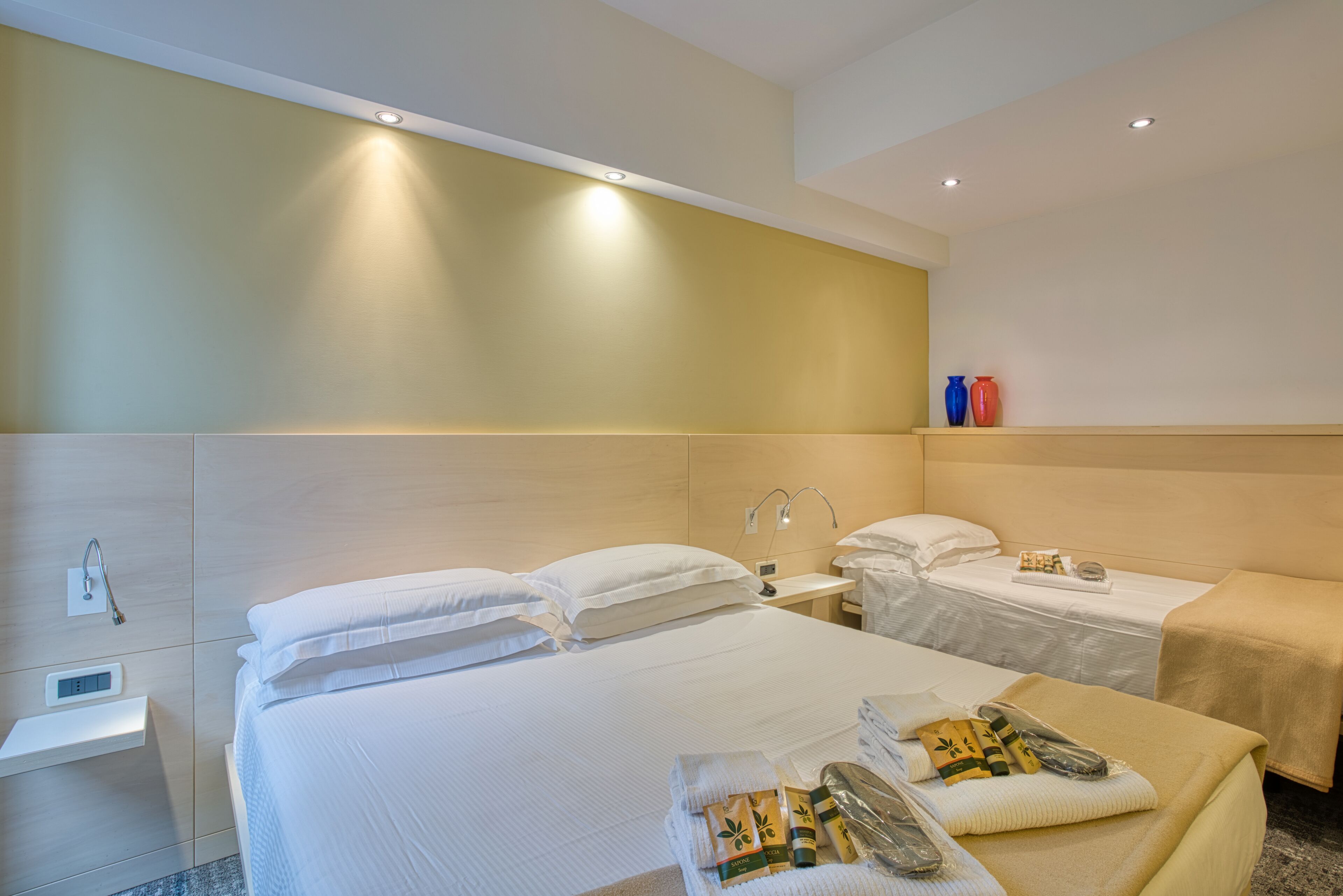 triple room | premium bedding, down duvets, minibar, in-room safe