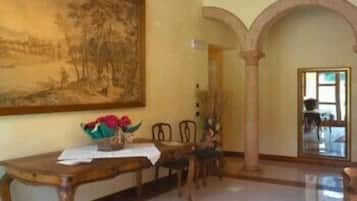 DĂ©tail de lâintĂ©rieur