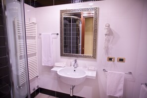 Free toiletries, hair dryer, towels - Monte Tondo (Soave)