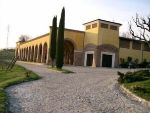 Property entrance - Monte Tondo (Soave)