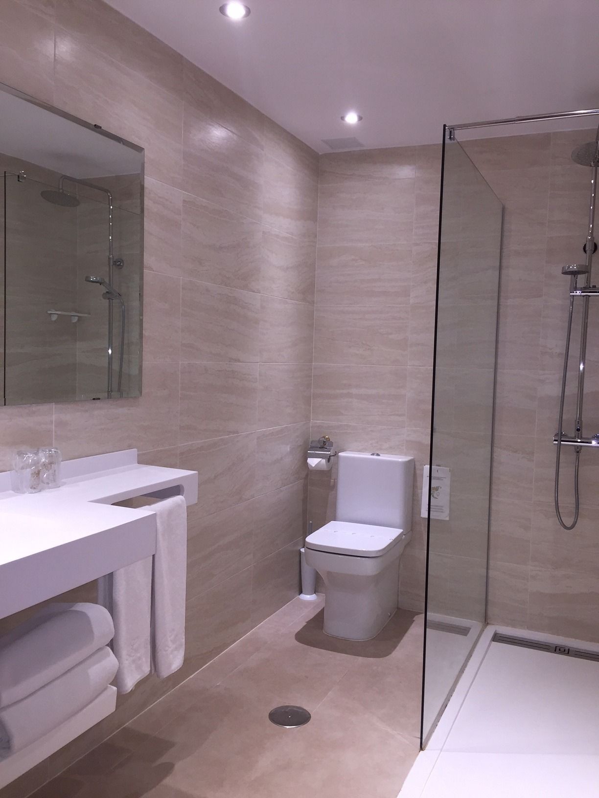 double or twin room | bathroom | free toiletries, hair dryer, towels