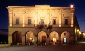 Exterior - San Firmano (Montelupone)