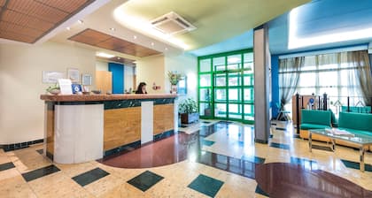 West Point Airport Hotel