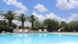 Unclassified image, 3 of 33, button - Tenuta Aguglia (Noto)