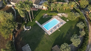 Unclassified image, 2 of 33, button - Tenuta Aguglia (Noto)