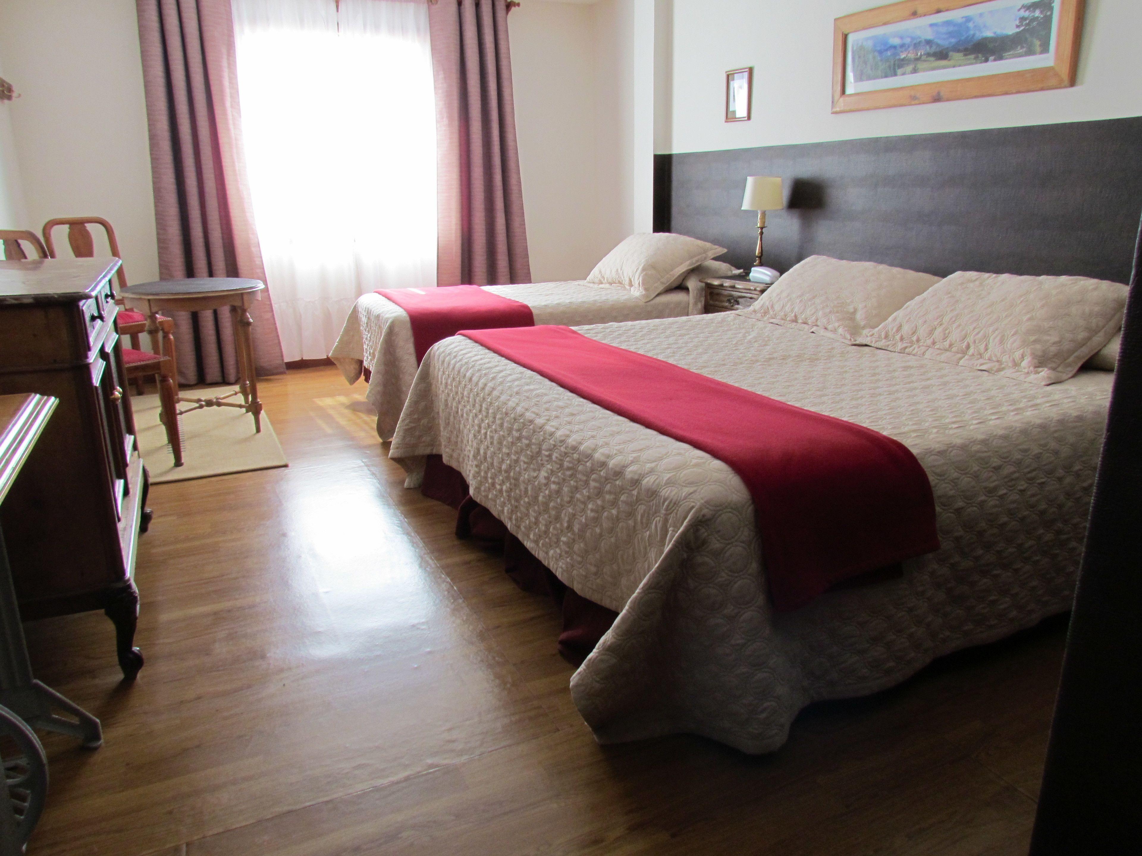 1 bilik tidur, peralatan tempat tidur premium, tilam berlapik, bar mini 