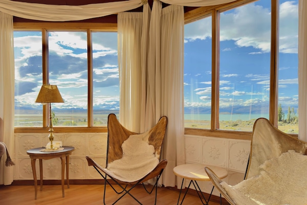 Khu tiếp khách ở sảnh