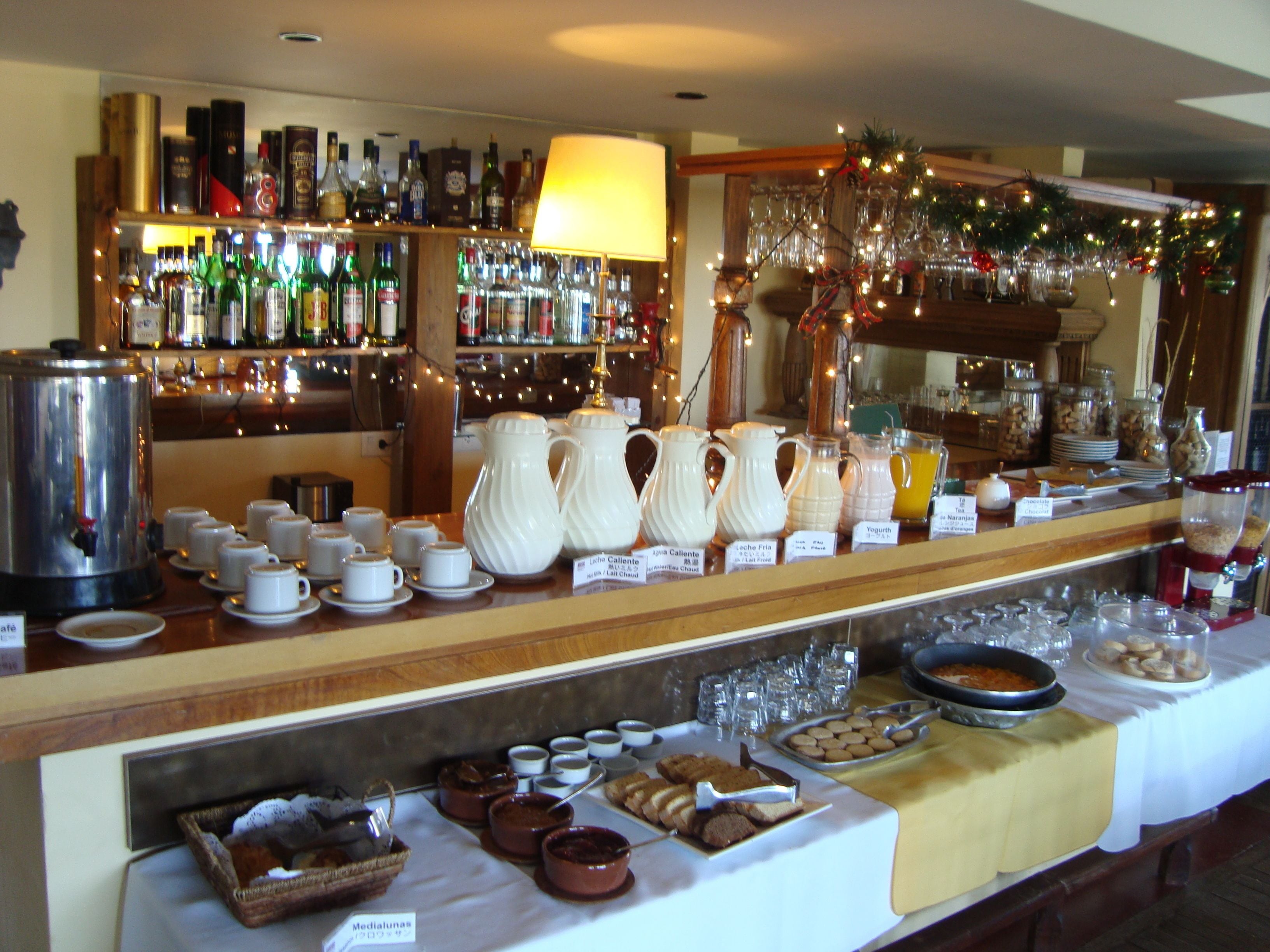 Desayuno completo incluido todos los días 