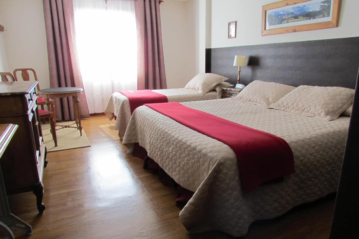 1 bedroom, premium bedding, pillowtop beds, minibar