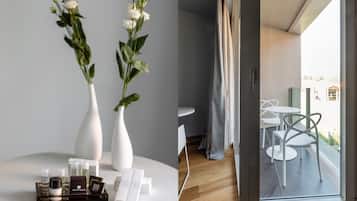 Deluxe Suite | 1 bedroom, down comforters, minibar, in-room safe