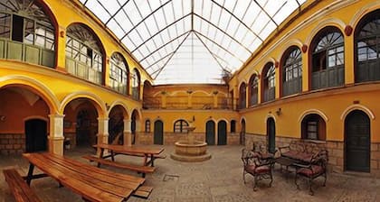 Hostal La Casona