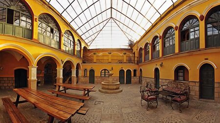 Hostal La Casona