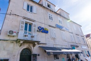 Front of property - Vila Liza (Trogir)