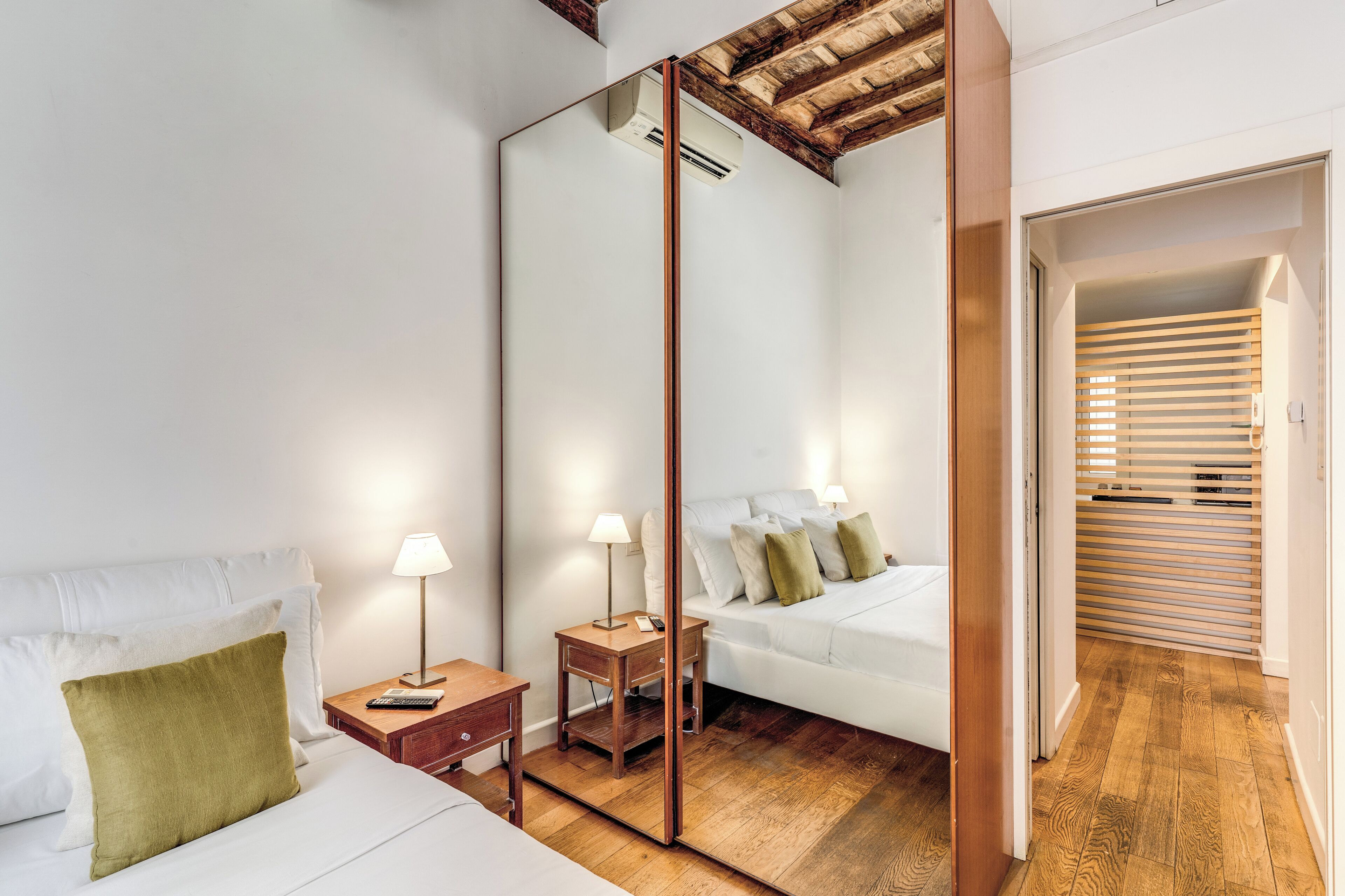 Deluxe-Apartment, 2 Schlafzimmer, Stadtblick, Annex | Hochwertige Bettwaren, Daunenbettdecken, Zimmersafe