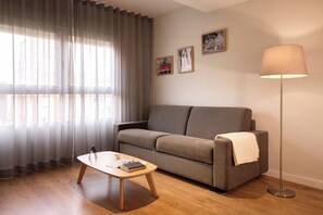 1 bedroom, desk, laptop workspace, blackout curtains