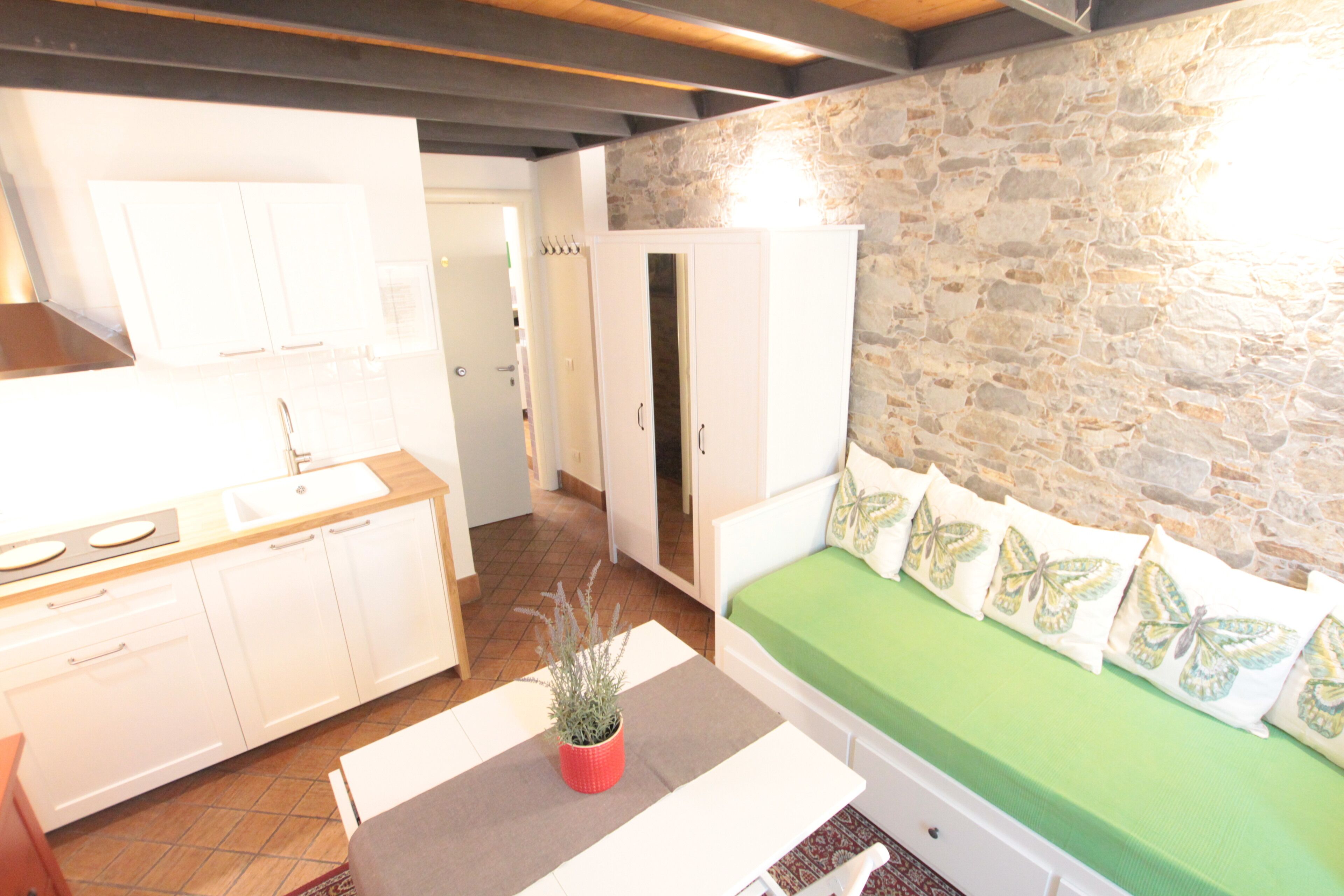 Photo - Amenano Apartments