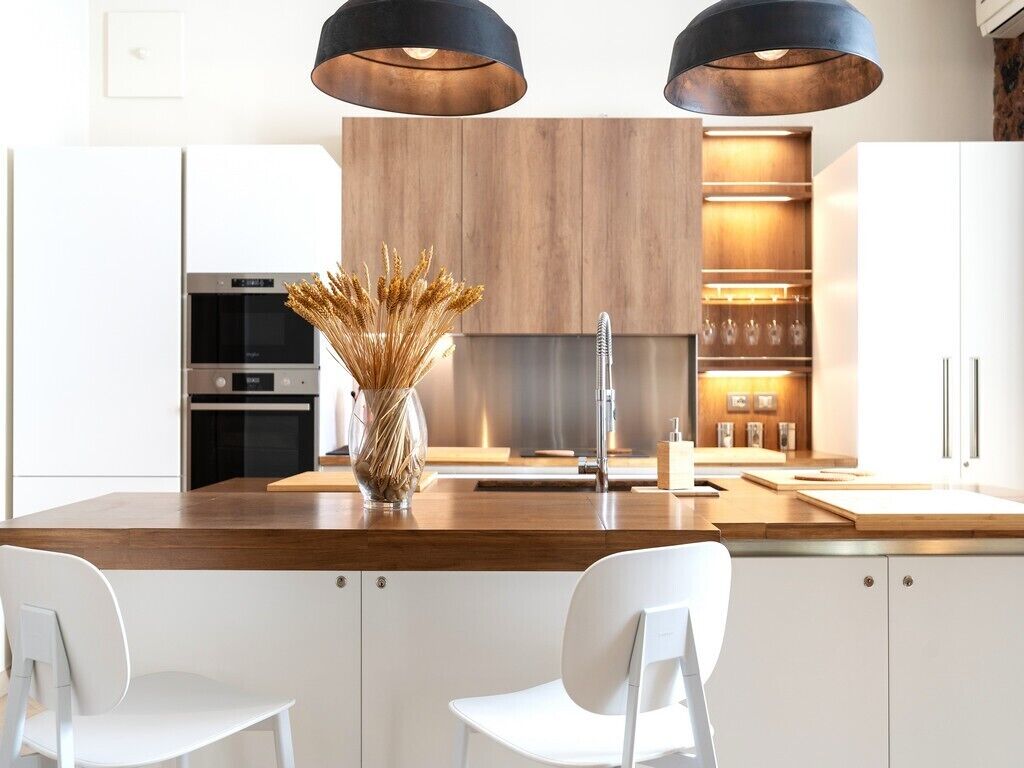 Suite Luxe, bain à remous | Cuisine privée | Grand réfrigérateur, plaque de cuisson, machine à expresso