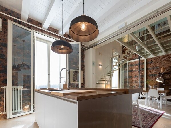 Suite Luxe, bain à remous | Cuisine privée