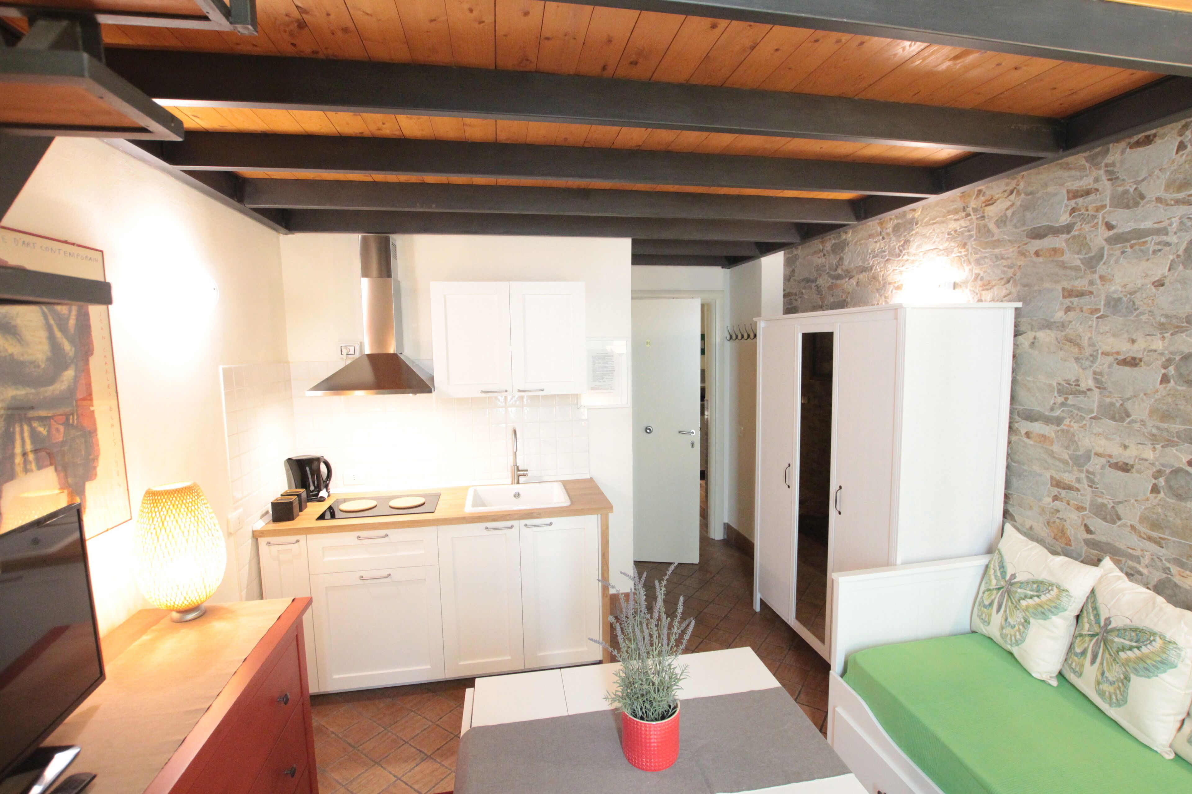 Photo - Amenano Apartments