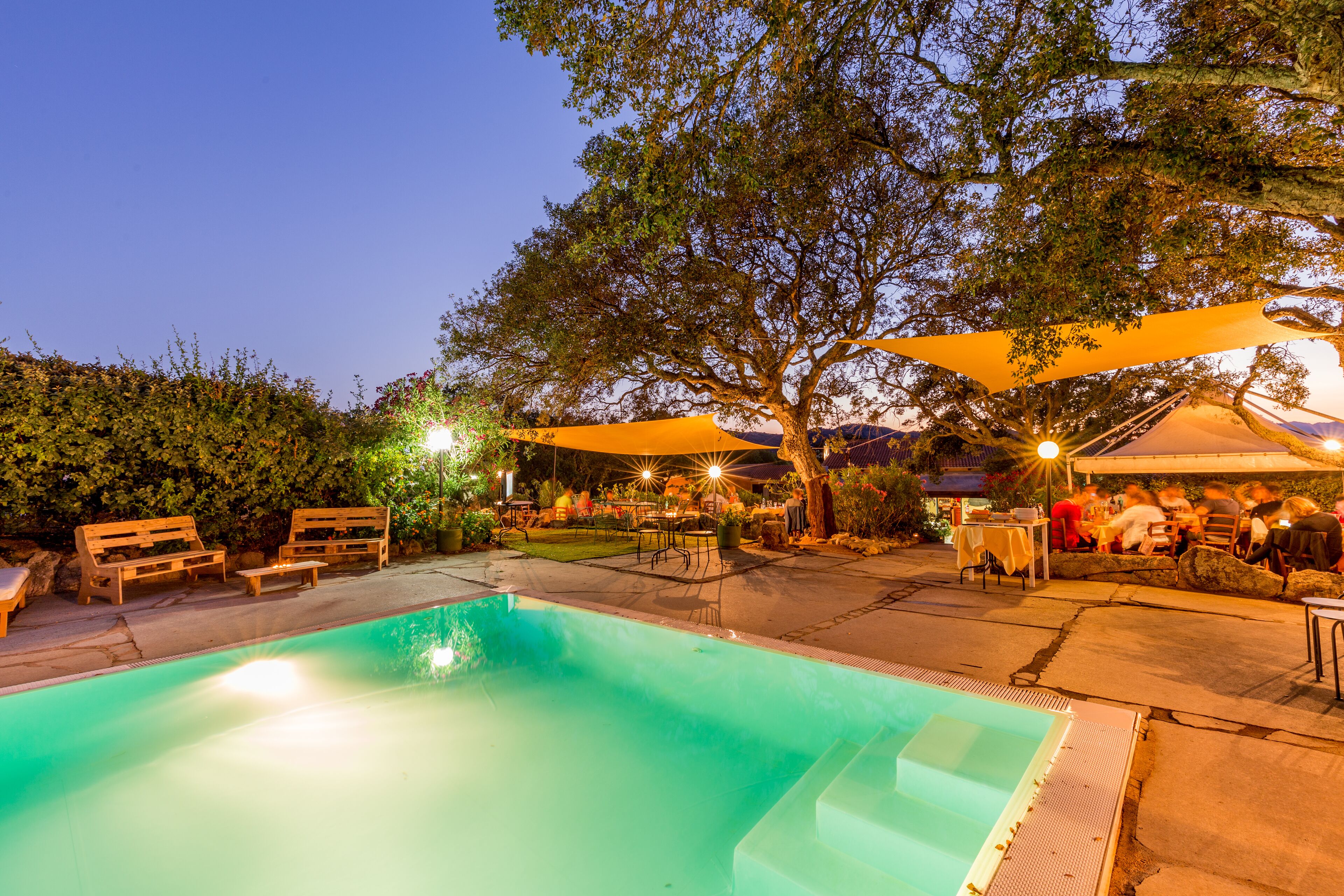 dinner served, italian cuisine, pool views