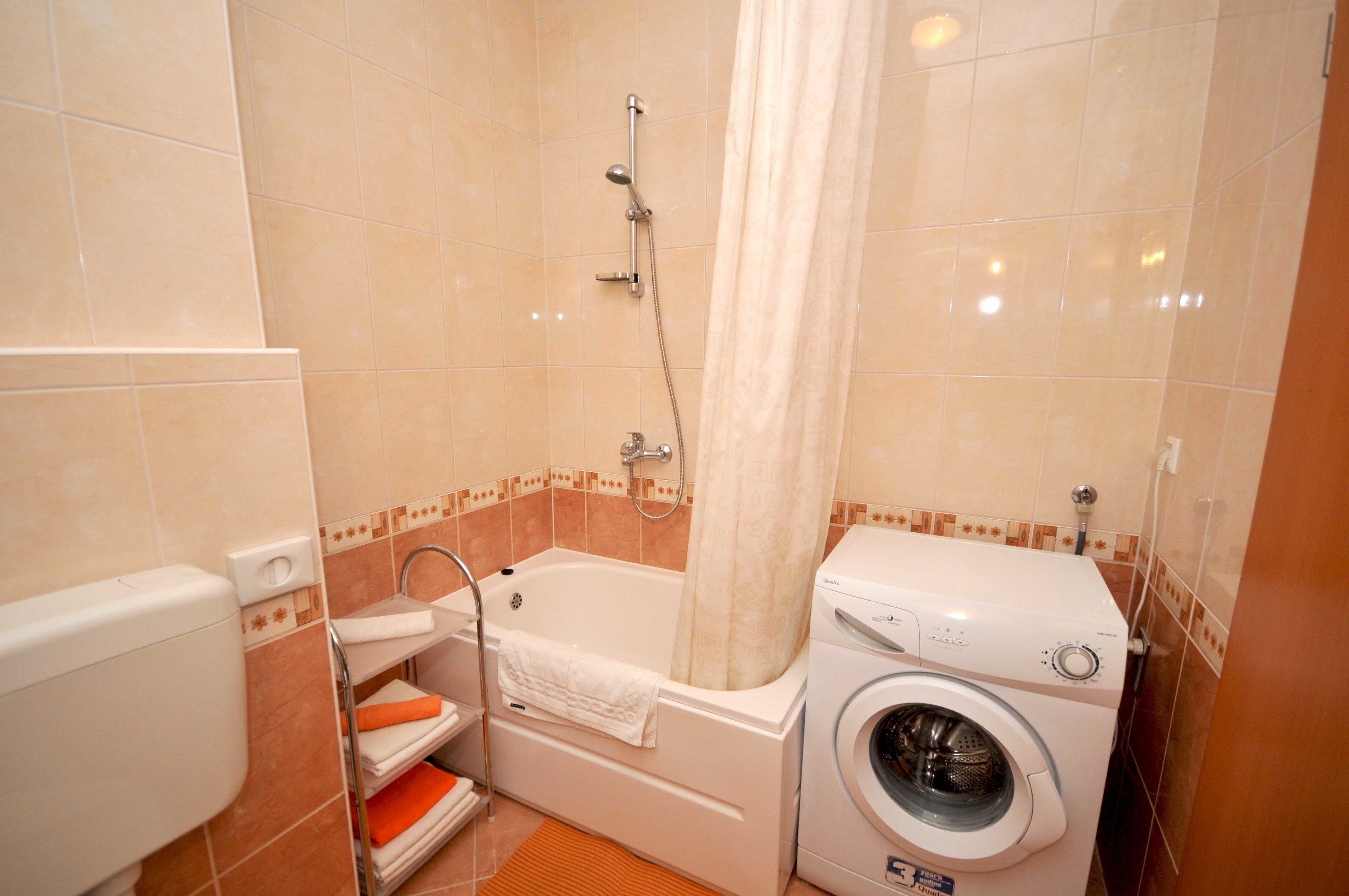 superior apartment, 2 bedrooms, balcony (4+1 people) | bathroom | combined shower/bathtub, hair dryer, towels, soap