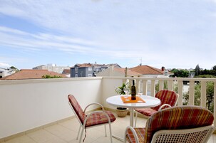 Studio - balkong (Apartment 2+1 people) | Balkong