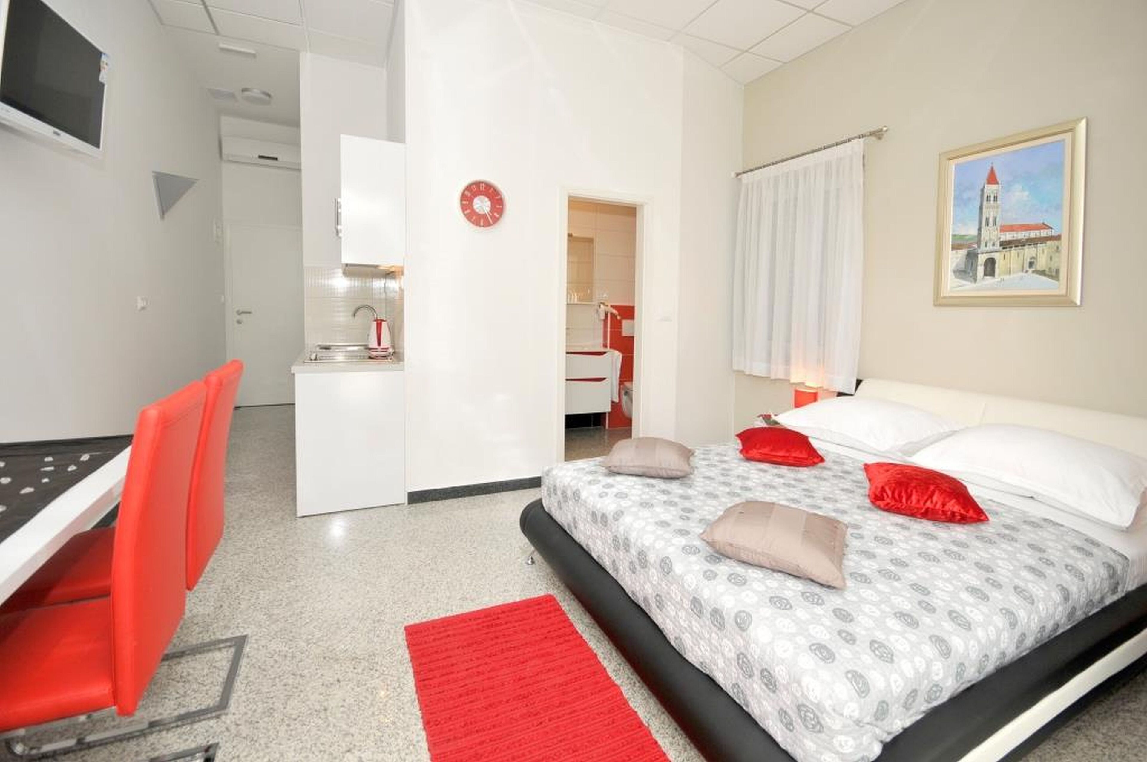 studio, balcony (apartment 2 people ) | select comfort beds, in-room safe, desk, soundproofing