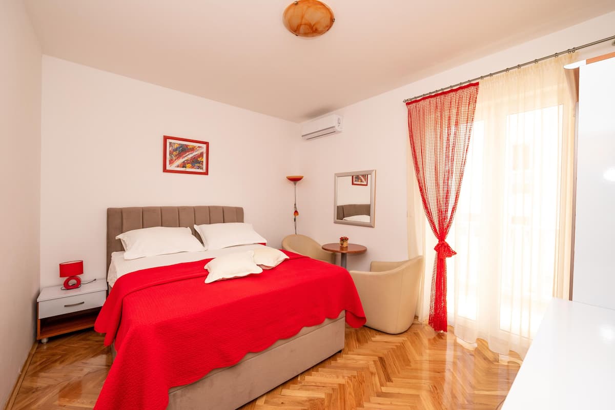Double Room, Balcony