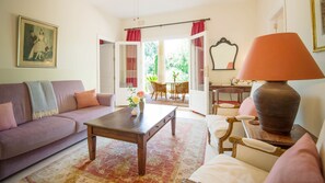 Classic Suite | Living room - Hotel La Fuente de la Higuera (Ronda)