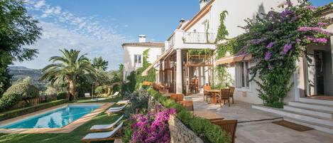 Majoituspaikan julkisivu