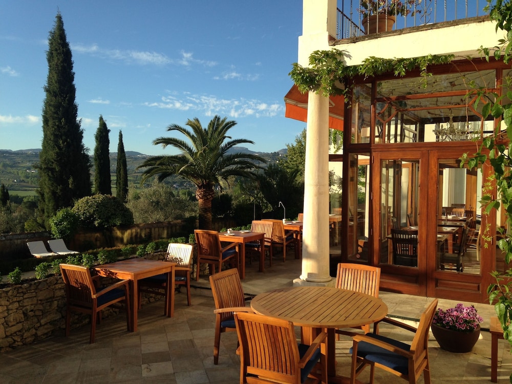 Hotel La Fuente de la Higuera by null