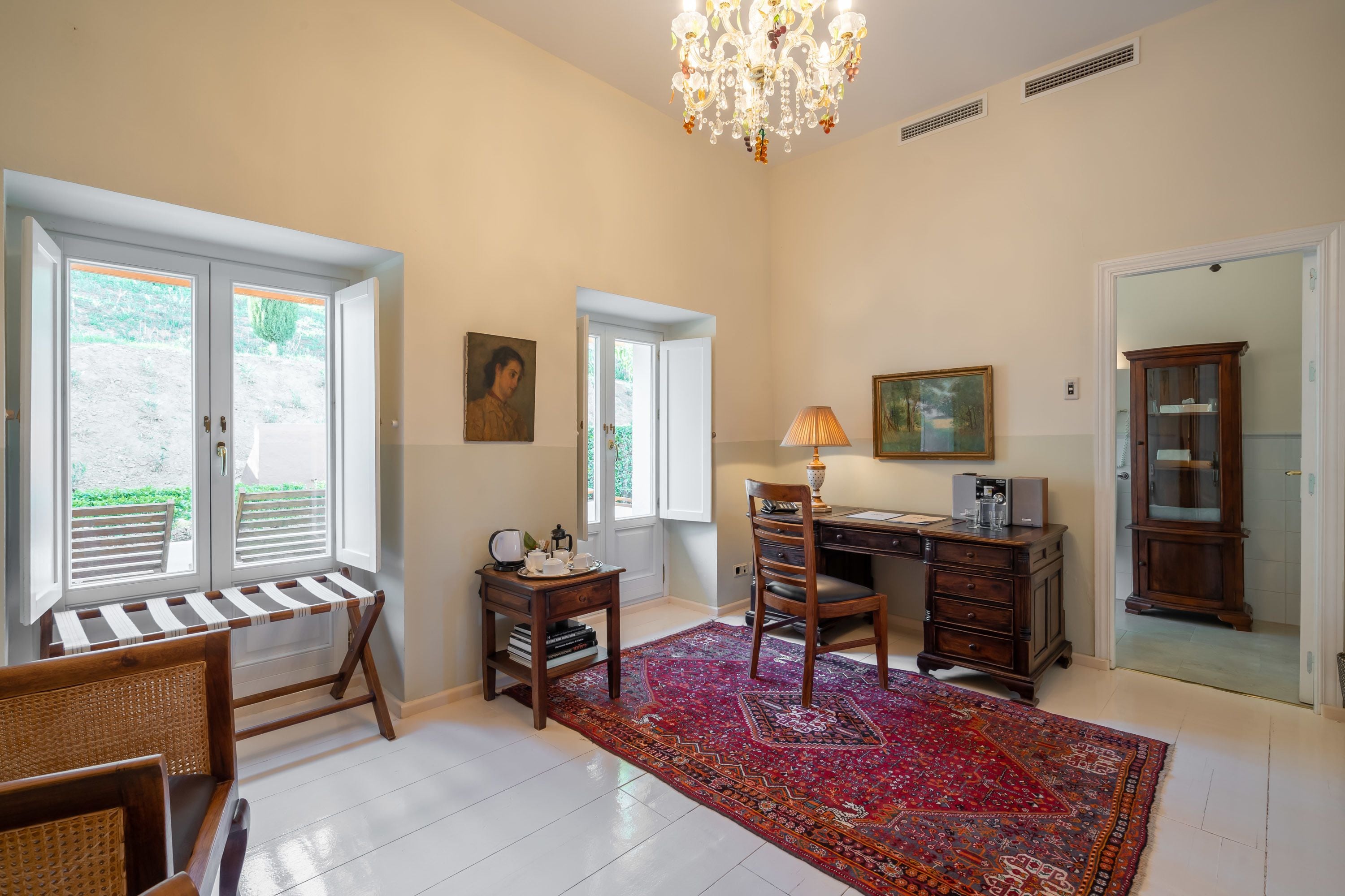 double room | 1 bedroom, soundproofing, iron/ironing board, free wifi