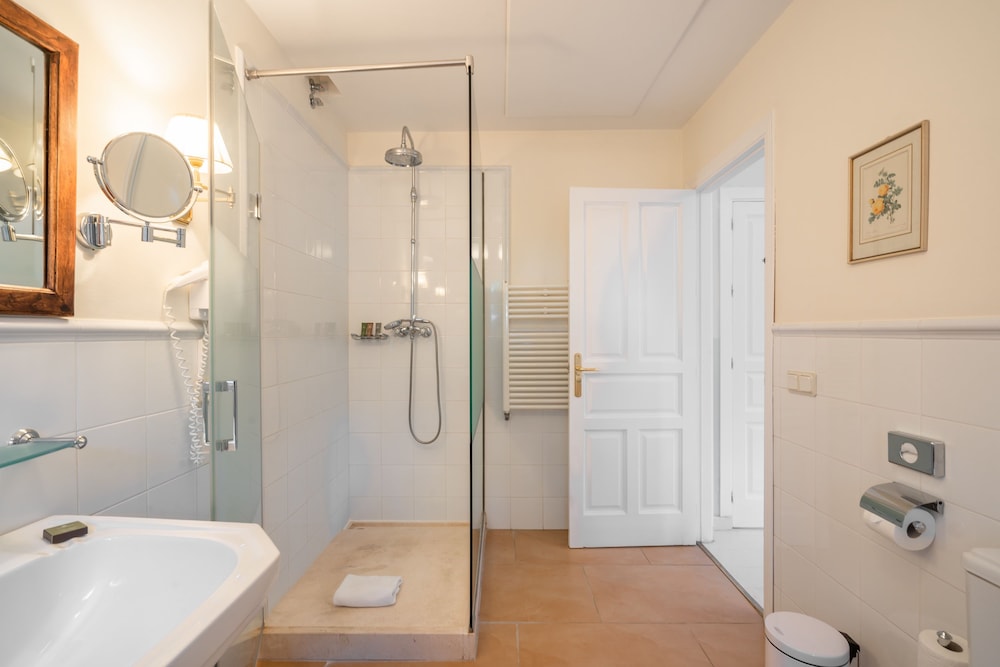 Hotel La Fuente de la Higuera by null