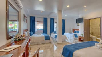 Family Room | Premium bedding, minibar, in-room safe, desk