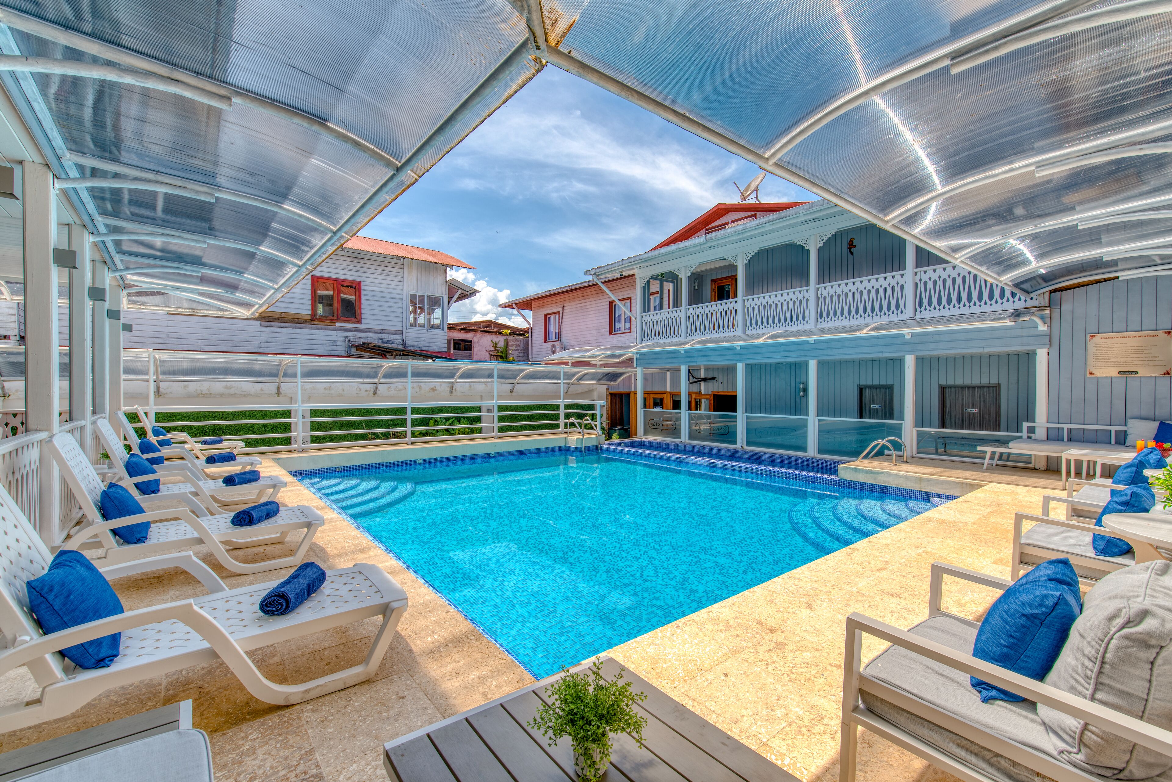 Área de parrillas y picnic