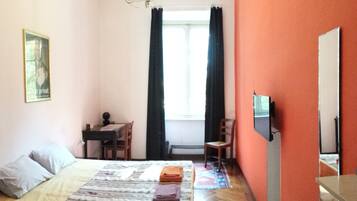 Zimmersafe, individuell dekoriert, individuell eingerichtet