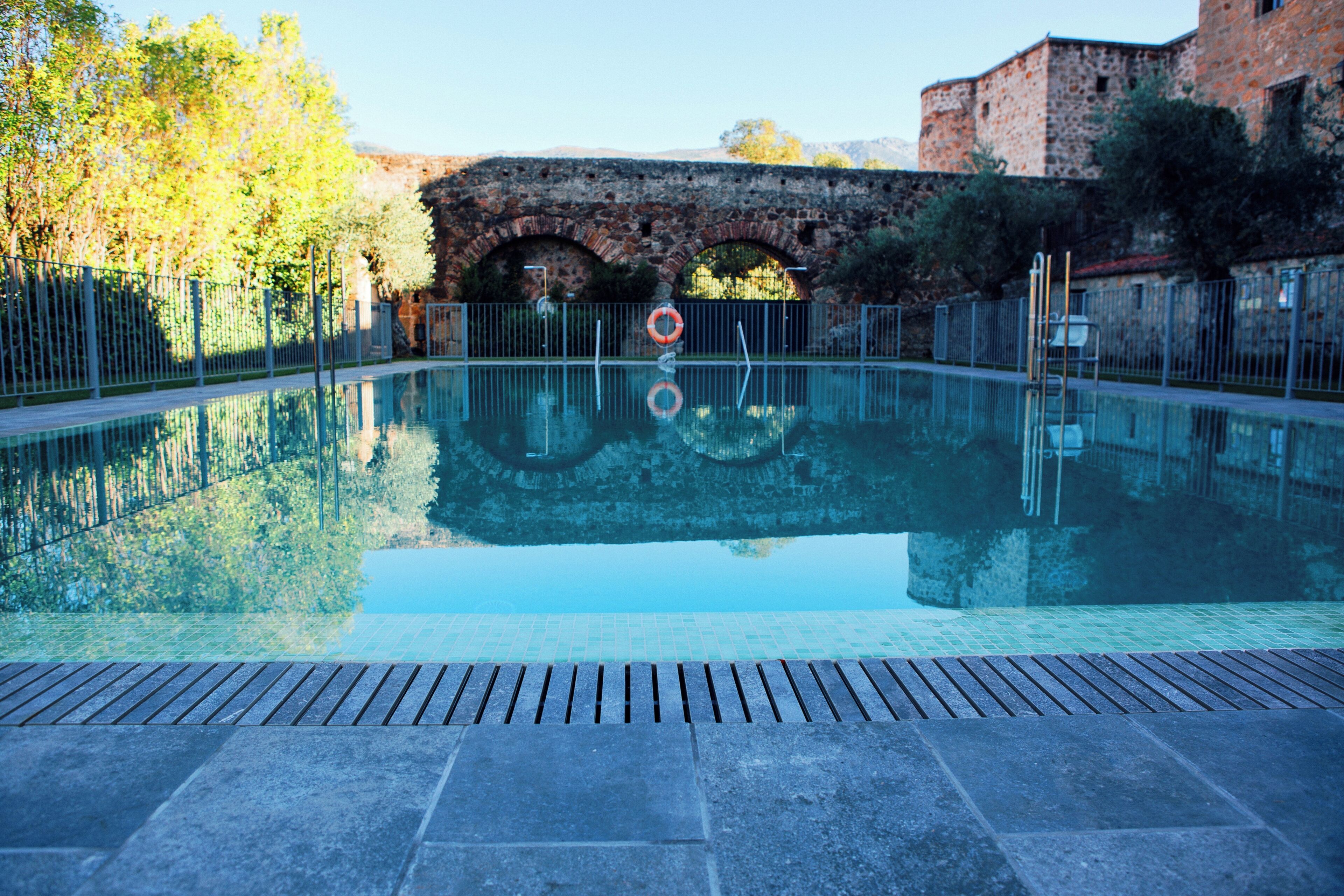 Seasonal outdoor pool, pool umbrellas